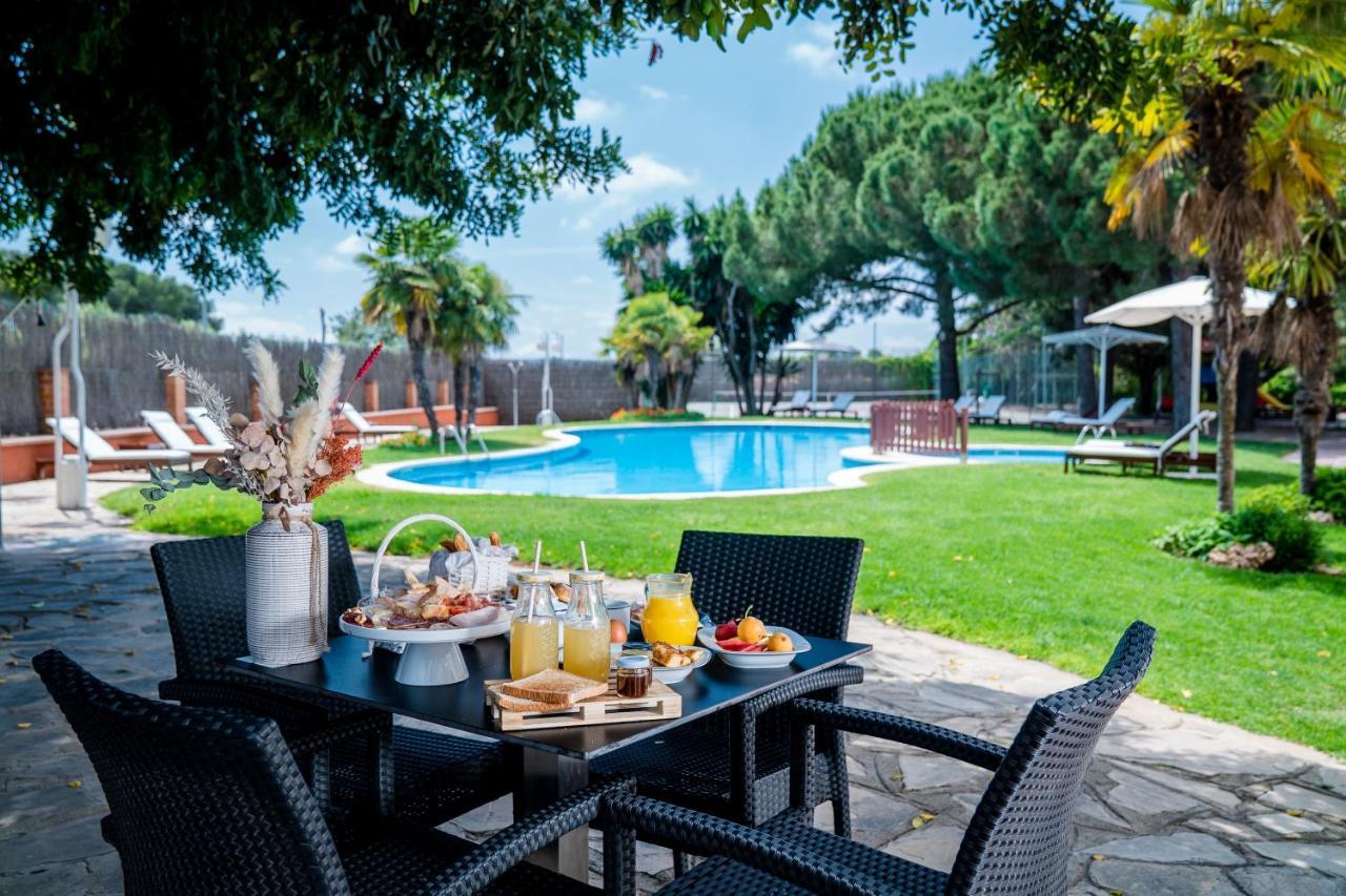 Felix Hotel Valls Esterno foto