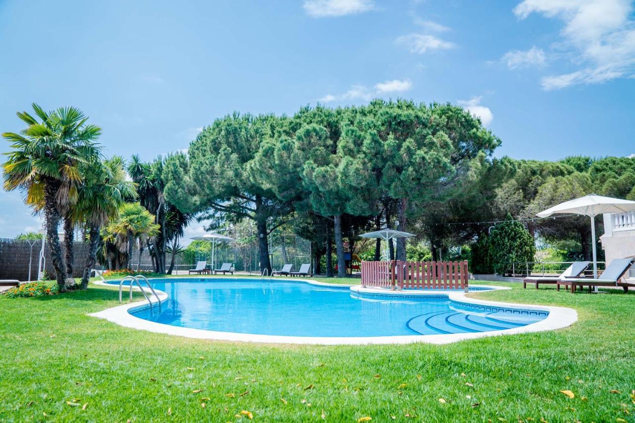 Felix Hotel Valls Esterno foto